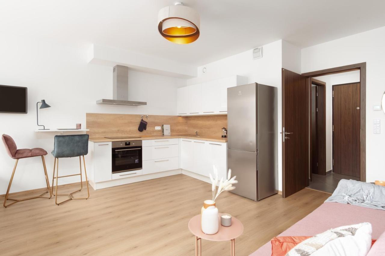 Appartement Days - Stylish W Balcony - Trendy Neighborhood Praag