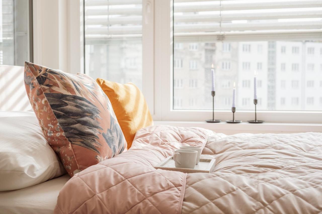 Days - Stylish W Balcony - Trendy Neighborhood Appartement Praag